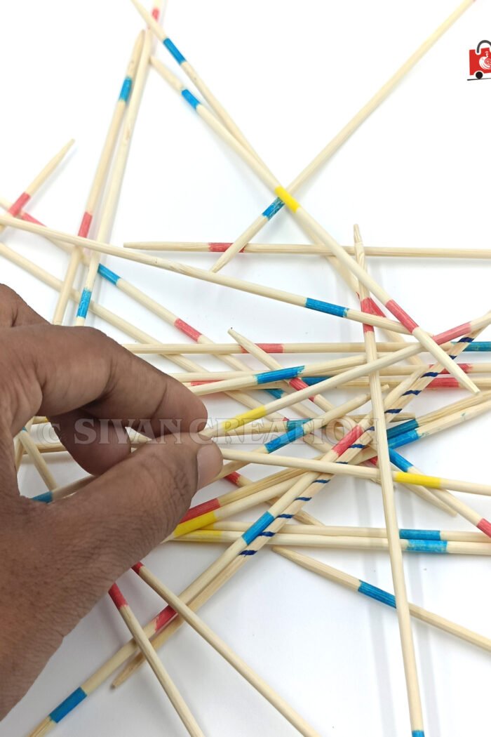 Mikado Sticks Game with Wooden Box – Classic Pick Up Sticks Skill Game for Kids and Family, Traditional Wooden Indoor Game Set